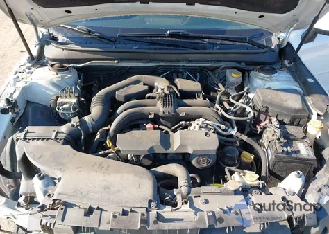 2015 Subaru Legacy 2.5I Limited z USA, uszkodzony, nr VIN 4S3BNAL60F3061310